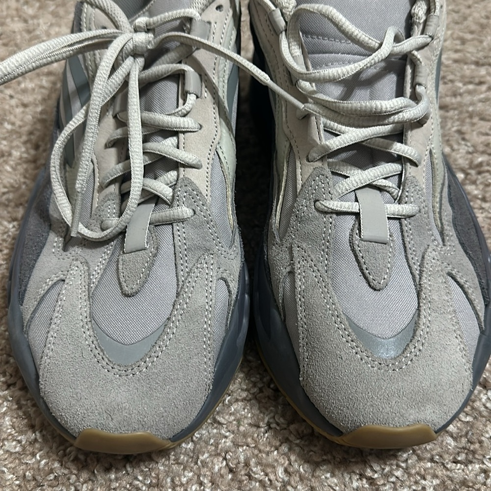 Adidas - Picture 2 of 10
